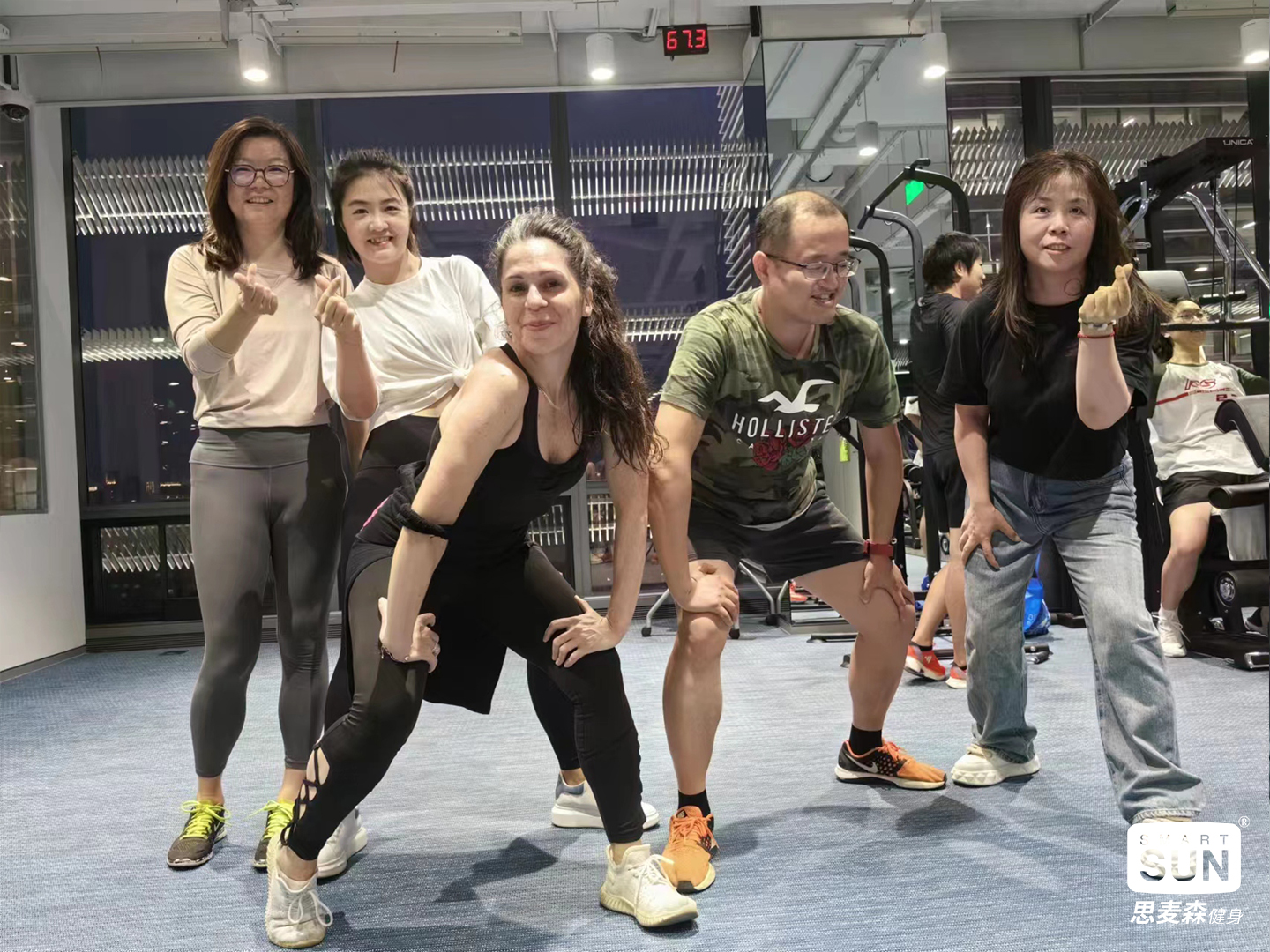 企業(yè)健康健身(shēn)活動-外(wài)教尊巴體(tǐ)驗課